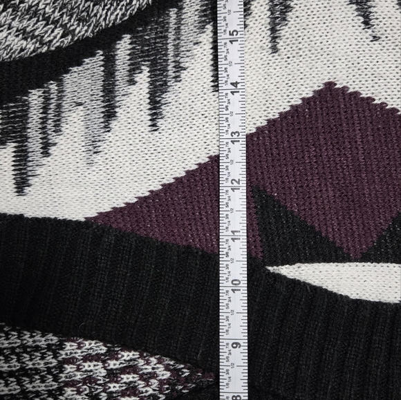 Vanity Acrylic Cardigan - Picture 10 of 16